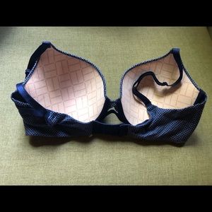 Victoria’s Secret perfect shape